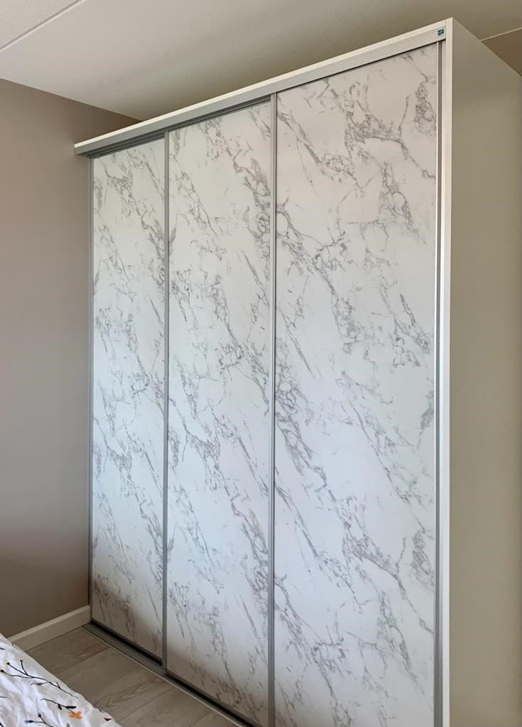 Slaapkamer kast | met schuifdeuren | Marble White |maatwerk